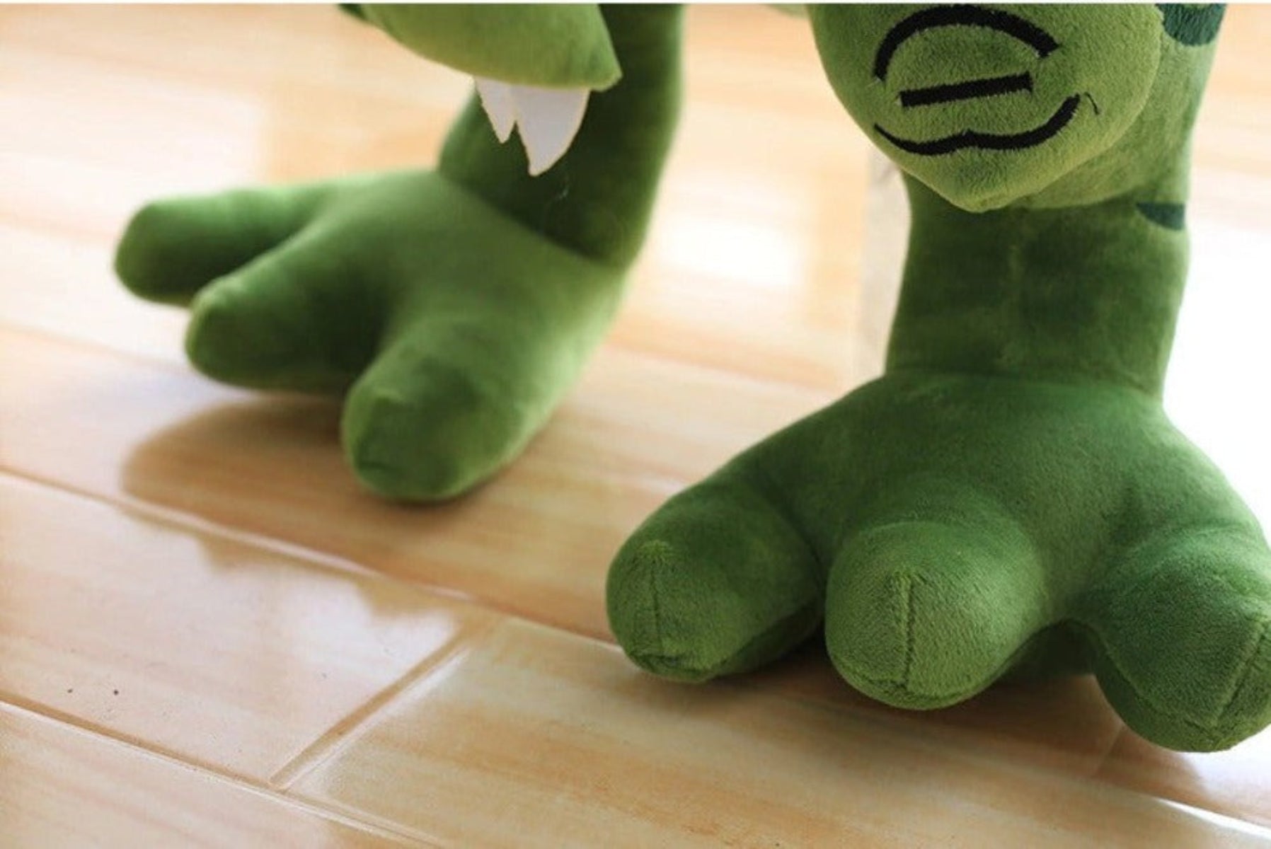 Dinosaurier T-Rex Kuscheltier - 40cm grünes Plüschtier