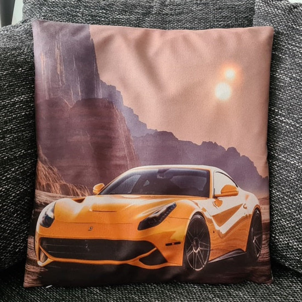 Kissenbezug Sportwagen im Canyon - 45cm x 45cm