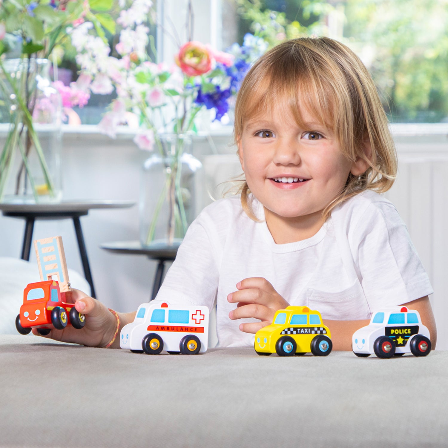 Minifahrzeuge mit 4 Fahrzeugen Polizei Feuerwehr Krankenwagen Taxi