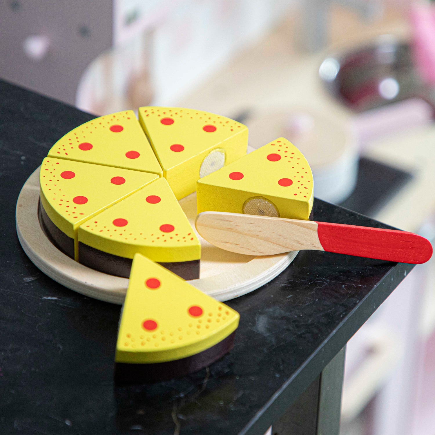 Vanilletorte schneiden Kinder Holzspielzeug Kinderküchen-Zubehör