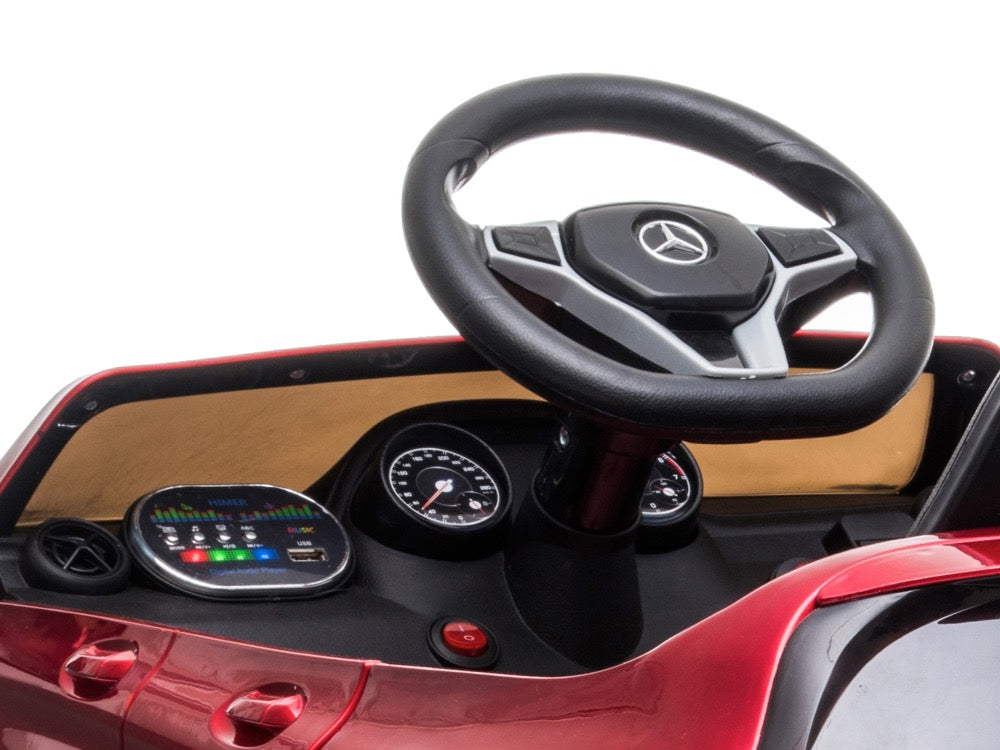 Kinder-Elektroauto Mercedes AMG GLA 45 Lizenziert