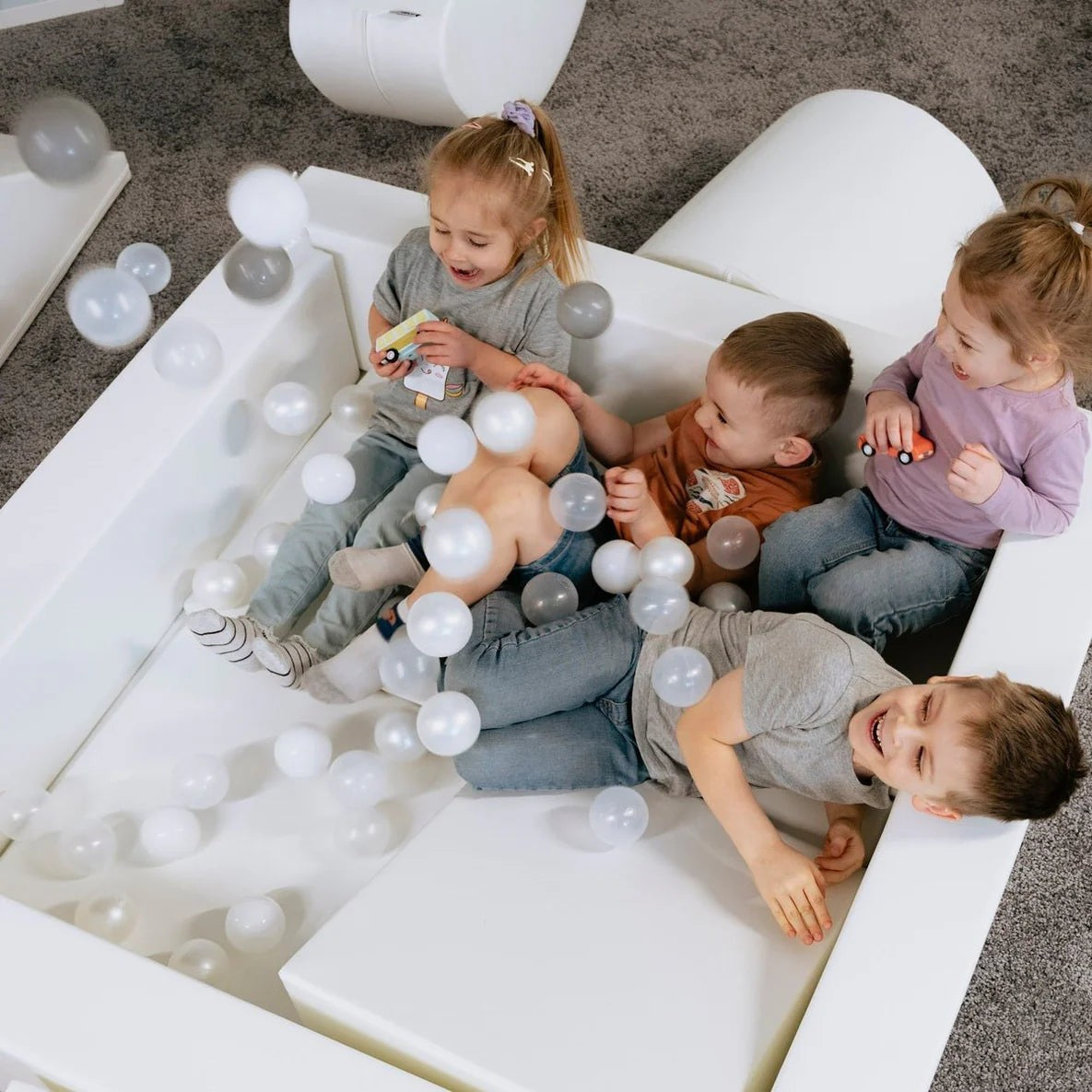IGLU – Softplay Bälle 500 Stück | Weiß